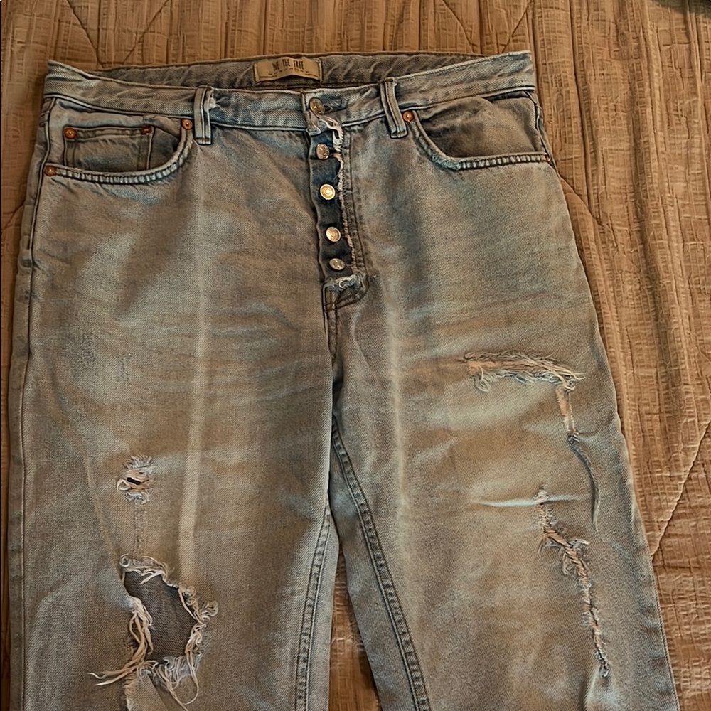 Free people Light Wash Distressed Women’s Jeans